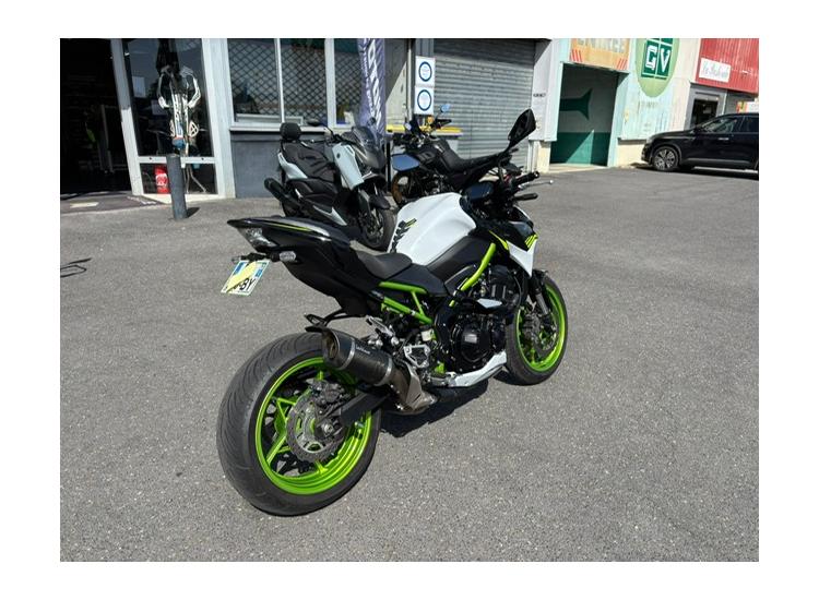KAWASAKI Z 900
